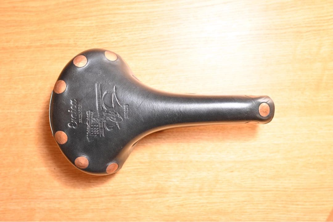 ［新品、希少］BROOKS（ブルックス）サドルlimited edition