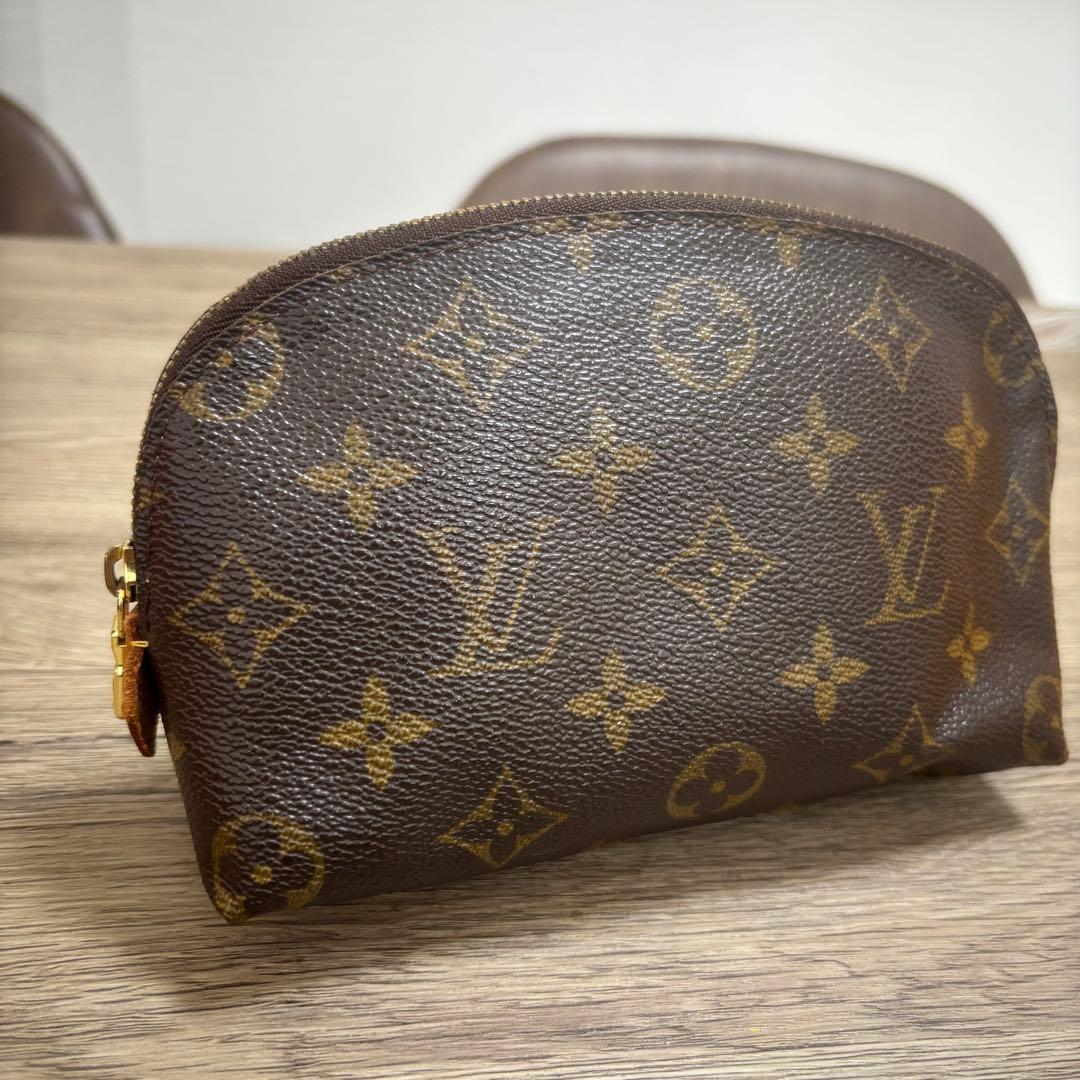 ☺︎︎LOUIS VUITTON モノグラム ポーチ