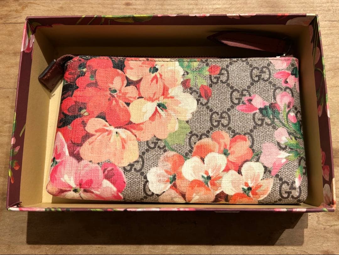 ★GUCCI★グッチ コスメポーチ ブルームス 花柄