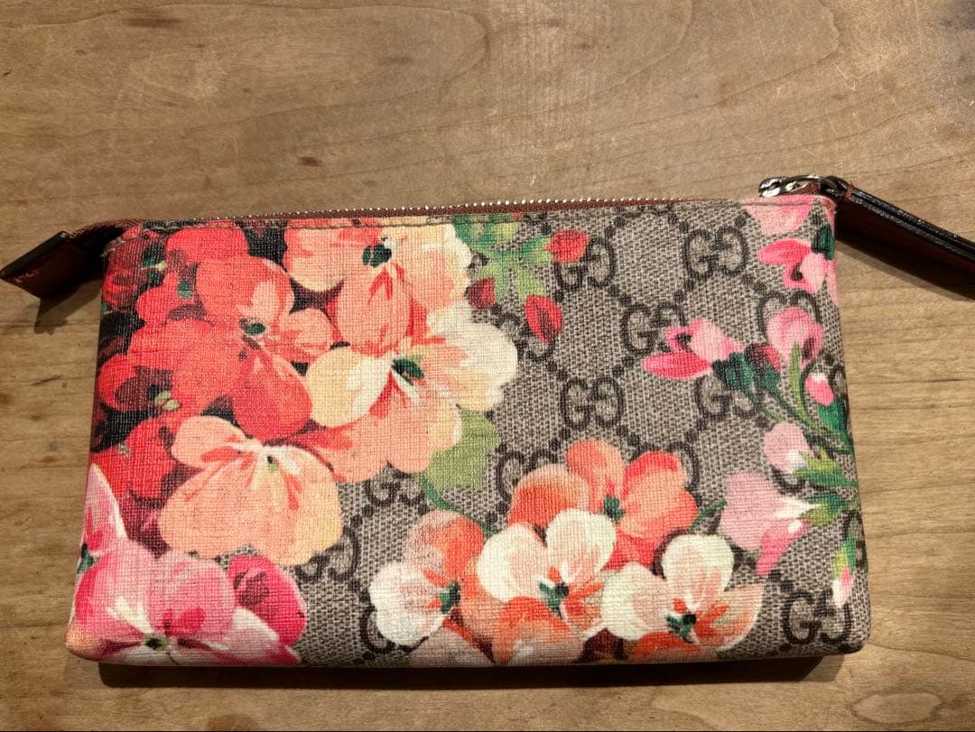 ★GUCCI★グッチ コスメポーチ ブルームス 花柄