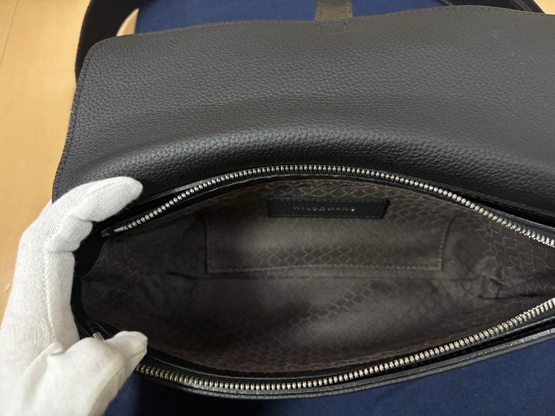 WILDSWANS ピスト ボディバッグ
