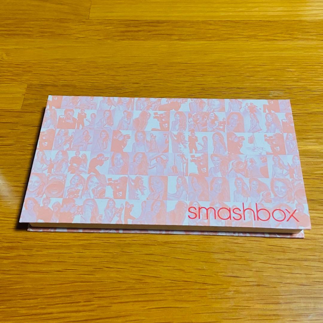 smashbox アイシャドウパレット　SHADES OF FAME