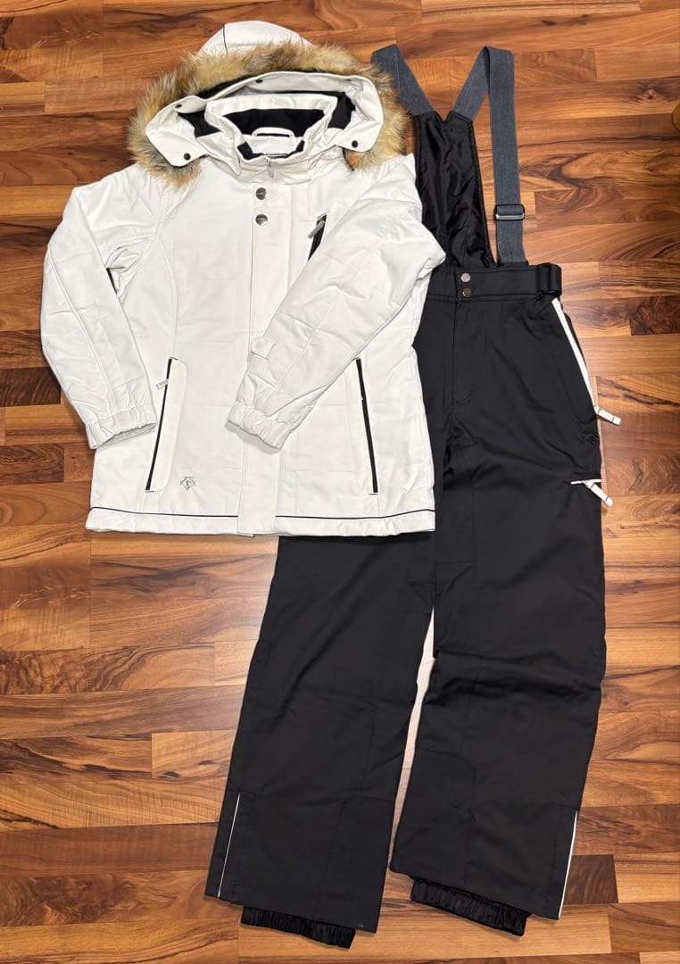 デサント女性用スキーウェアセットM