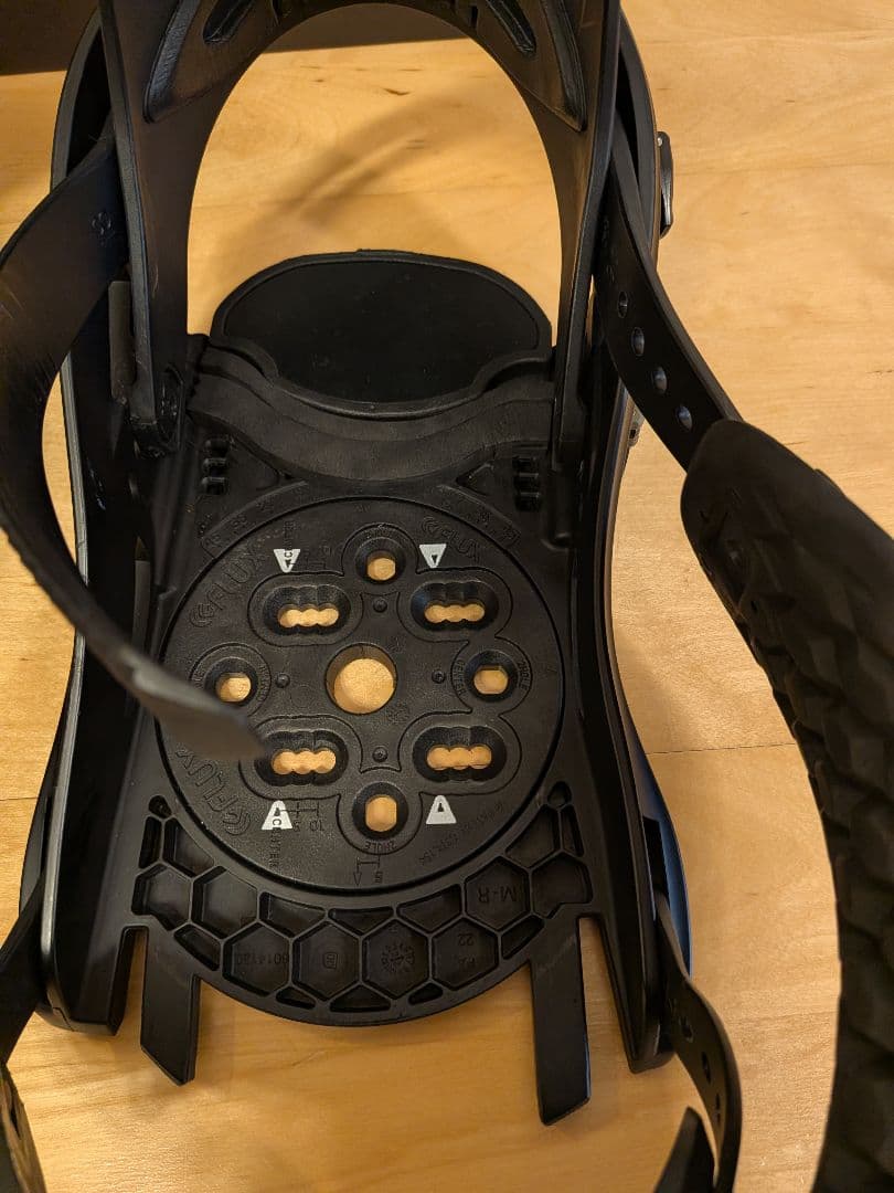 FLUX XF HISHAM アーティストモデル 22-23 Mサイズ