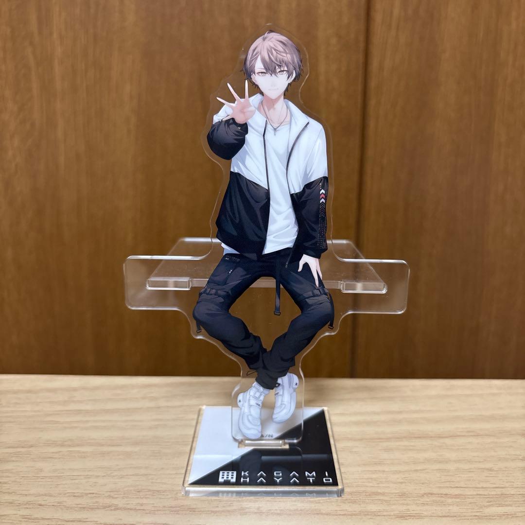 加賀美ハヤト SMC組4周年記念 座るアクリルスタンド - メルカリ