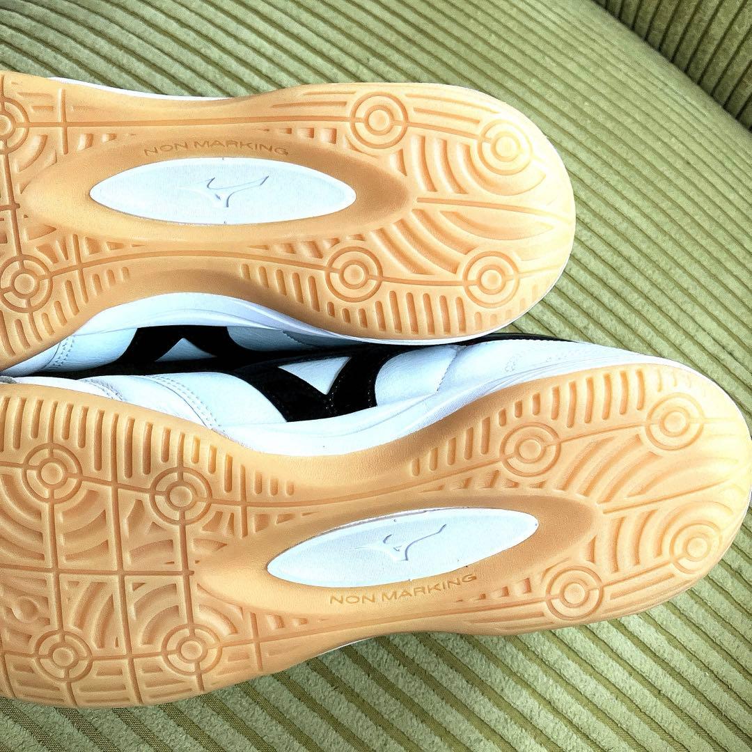 ミズノMORELIA IN フットサルシューズインドア28cm 新品