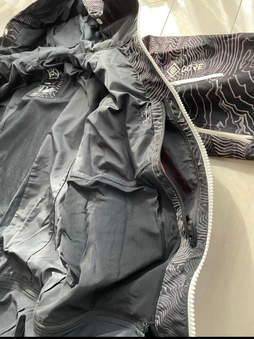 Burton [ak] サイクリック GORE-TEX 2L ジャケット　黒柄
