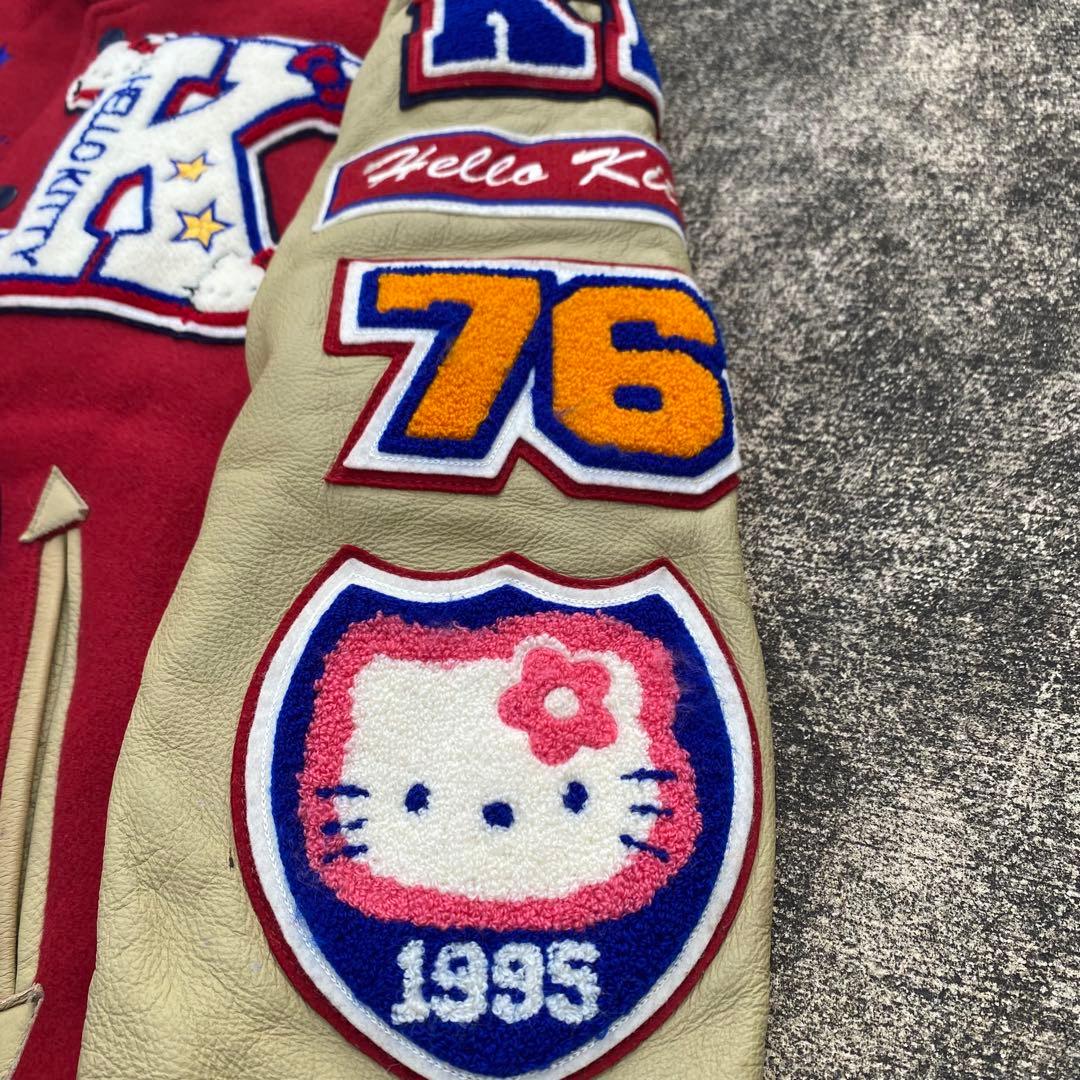 激レア　希少　ハローキティ 30周年　フルデコ　スタジャン　サンリオ　本革