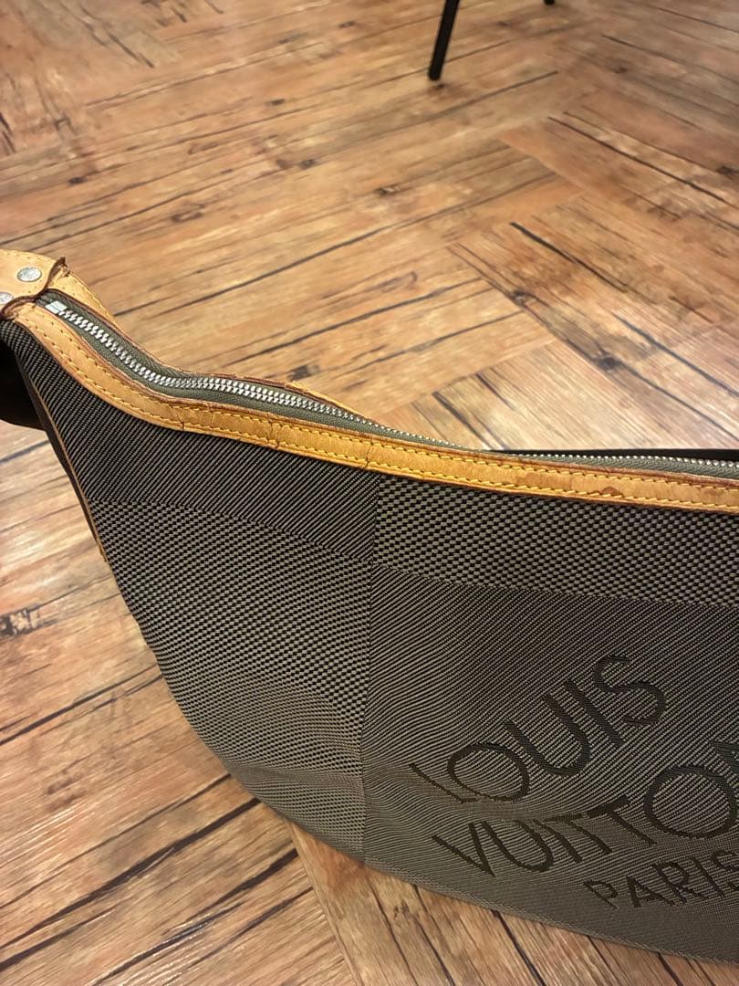 LOUIS VUITTON ショルダーバッグ ダミエジェアンエクスプロラトゥール