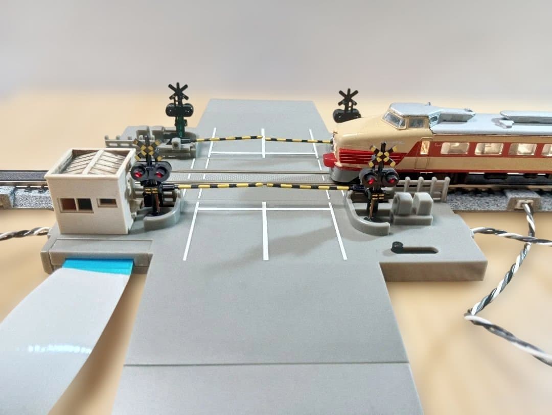 Nゲージ KATO 20-650 自動踏切基本セット