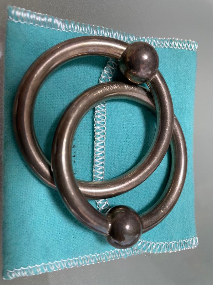 ティファニー　ベビーラトル　シルバー　赤ちゃん　にぎにぎ