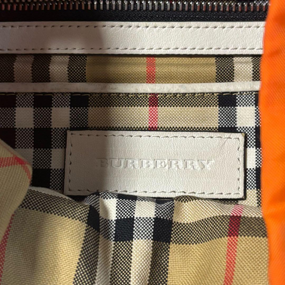 バーバリー ノバチェック　リュックサック　オレンジ　ナイロン