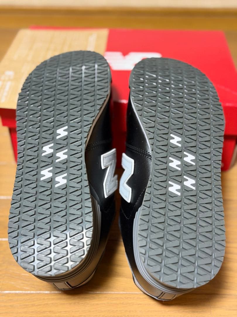 ニューバランスBS-218 安全靴【BLK×WHT×GRY】26.5cm EEE