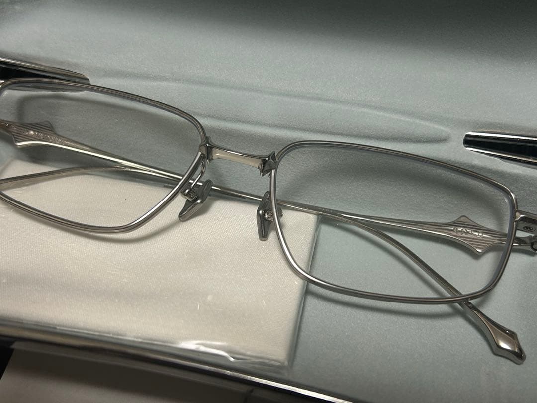 【新品】GENTLE MONSTER BOLD Saga 02 メガネ シルバー