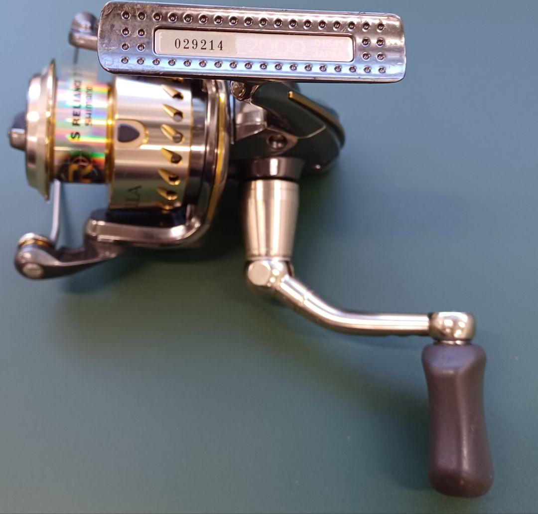 まぁ。 SHIMANO 04STELLA 2000 スピニングリール
