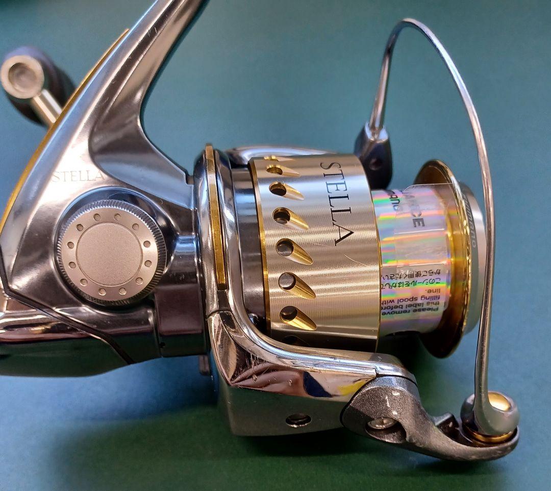 まぁ。 SHIMANO 04STELLA 2000 スピニングリール
