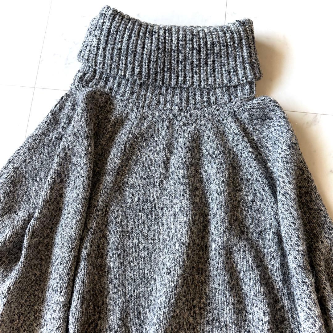 美品 セオリー タートルネック ニットポンチョ ミックスグレー