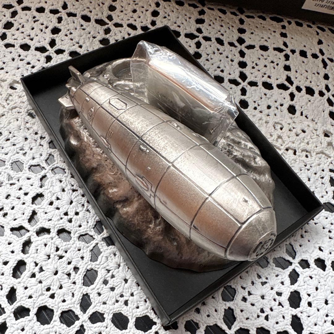 未使用品レアジッポ Zippo クイーンエメラルダス台座付 松本零士 重量