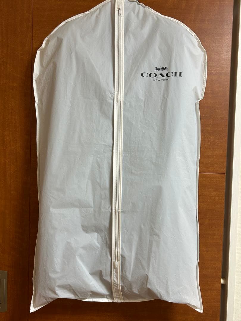 コーチ COACHケープコート ブラック 裏総柄　衣装カバー付　タグ付き　新品