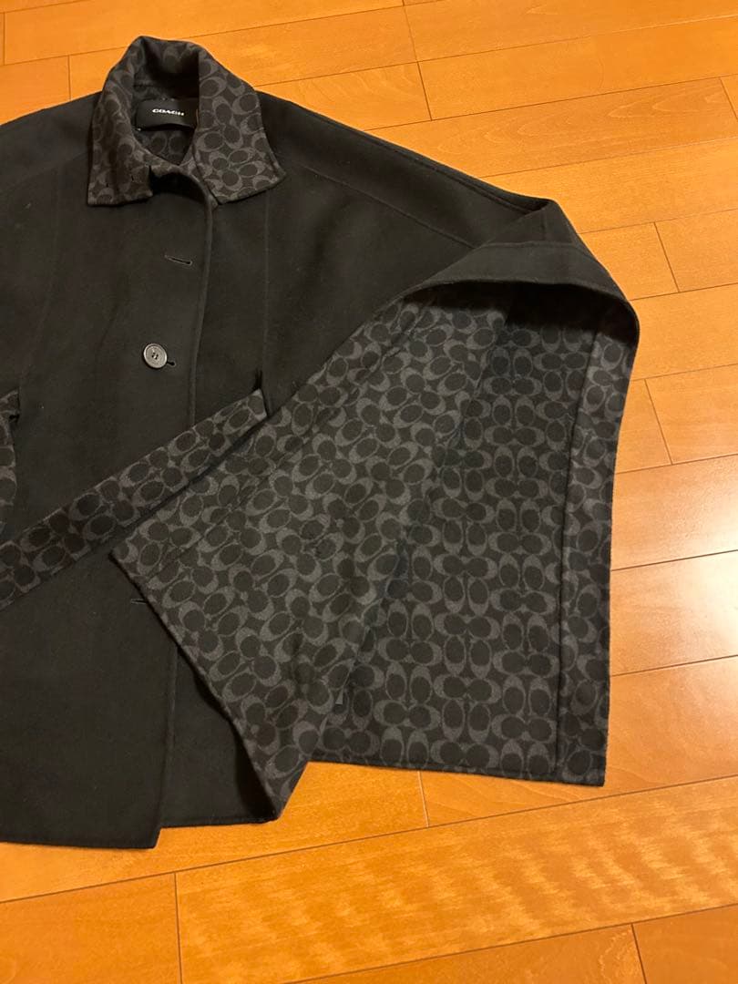 コーチ COACHケープコート ブラック 裏総柄　衣装カバー付　タグ付き　新品