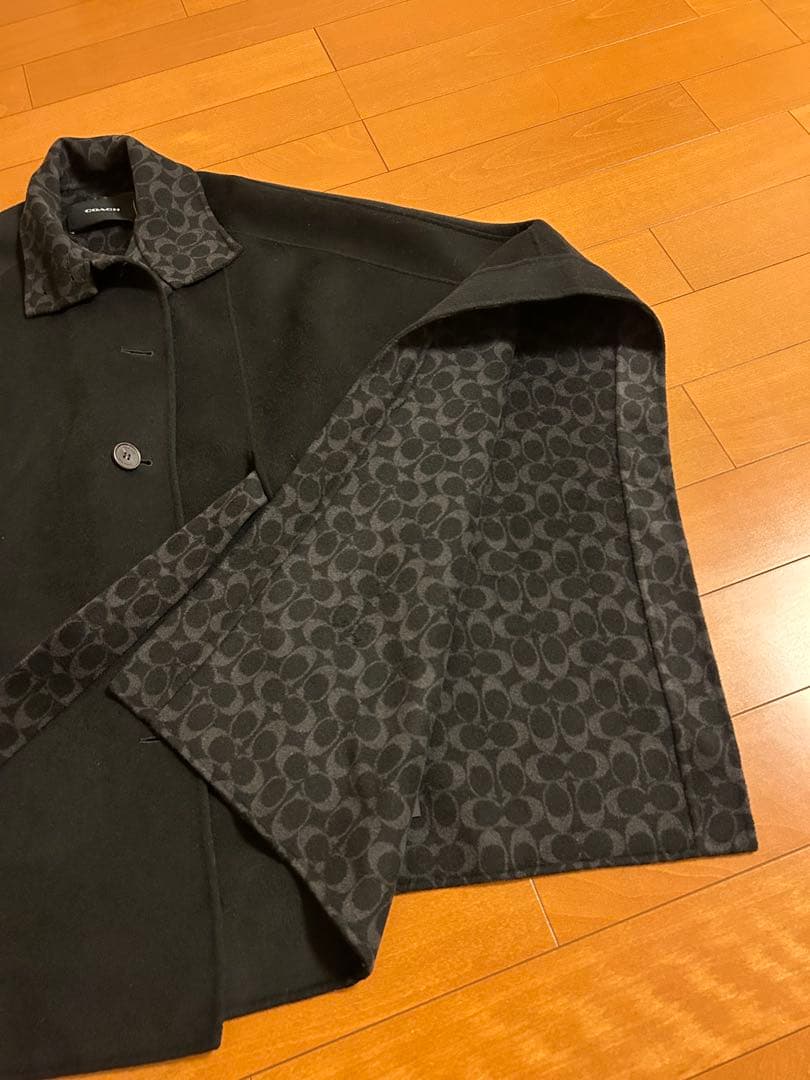 コーチ COACHケープコート ブラック 裏総柄　衣装カバー付　タグ付き　新品