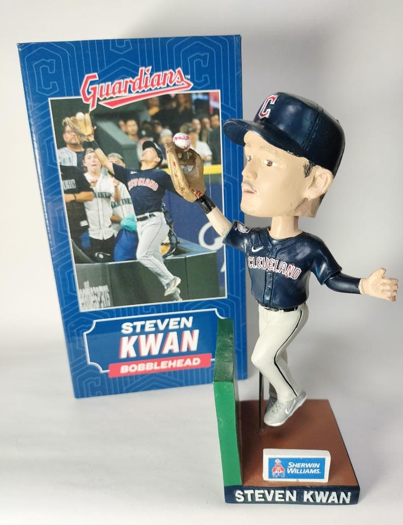 スティーブン・クワン／”ゴールドグラブ賞” ボブルヘッド人形 (2023)