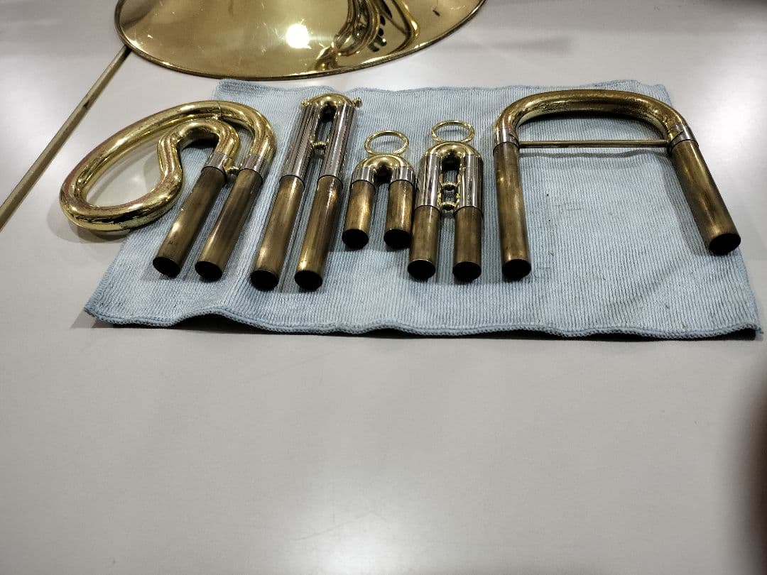 み*す様 ヤマハフレンチホルンB♭シングルYHR321、アレキサンダーのマウスピ