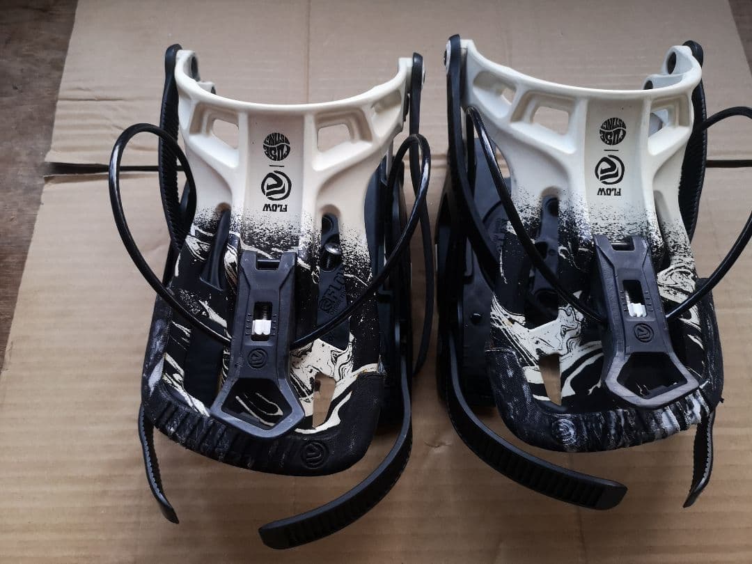 22-23 FLOW FUSE Lサイズ フロー