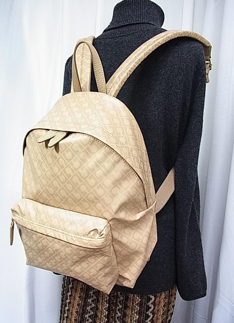 正規品極美品GHERARDINIゲラルディーニイタリア製ソフティ 総柄リュック