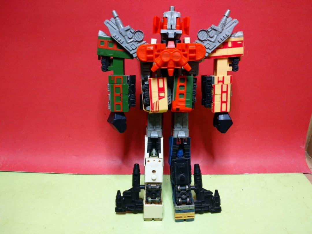 ライデンではありません!超激レア30年物中古品タカラ ダイアクロン トレインロボ