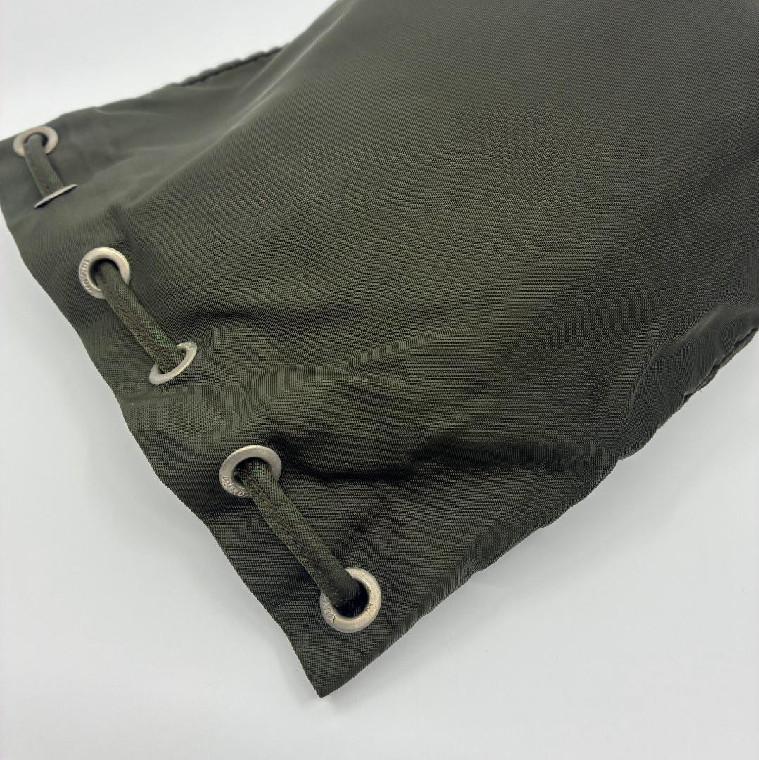 PRADA プラダ ナイロン カーキ 巾着ポーチ A1355A7