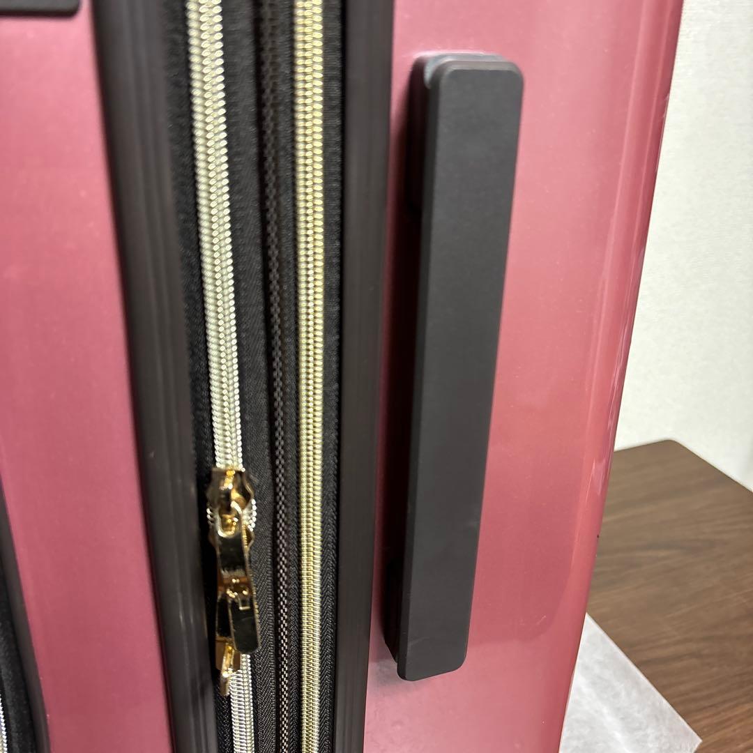 【良品】ムーミン　4輪　スーツケース　63L リトルミィ