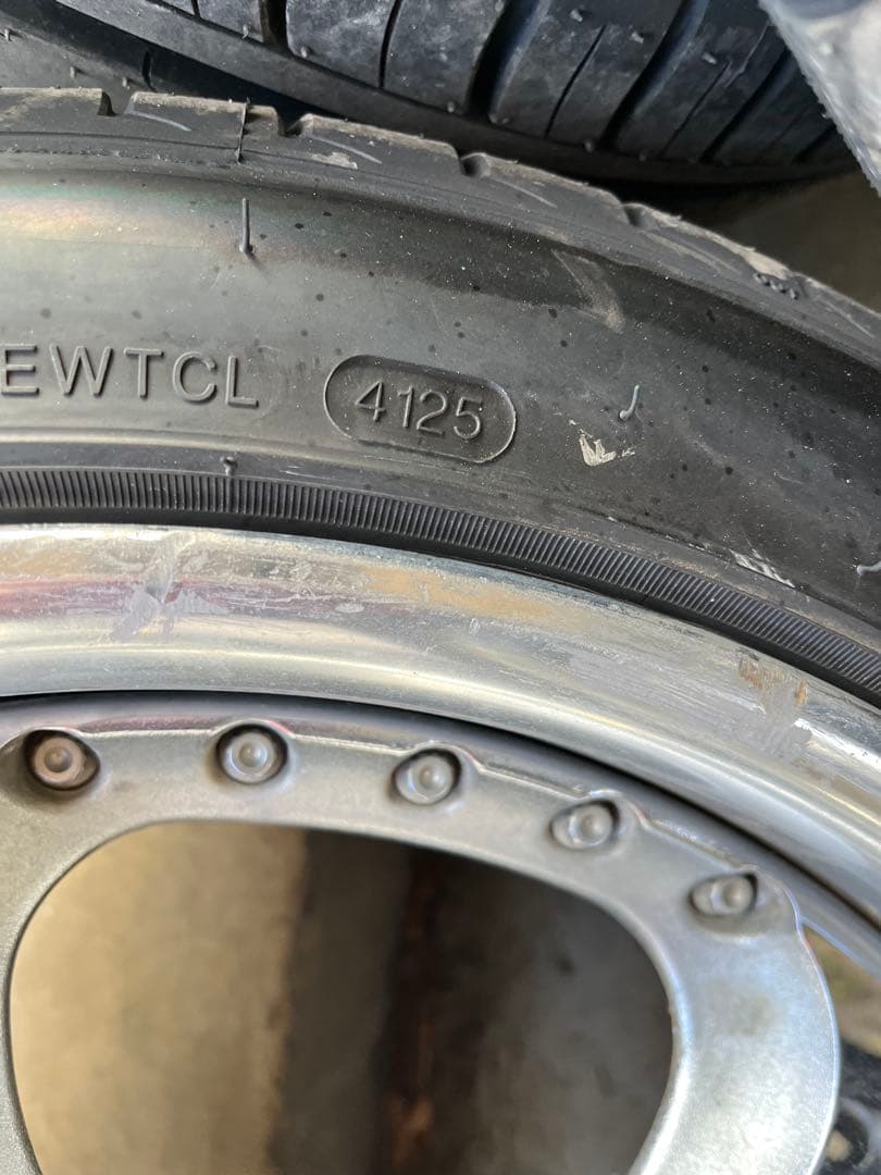 18インチ ホイールセット タイヤ付き　タイヤ新品