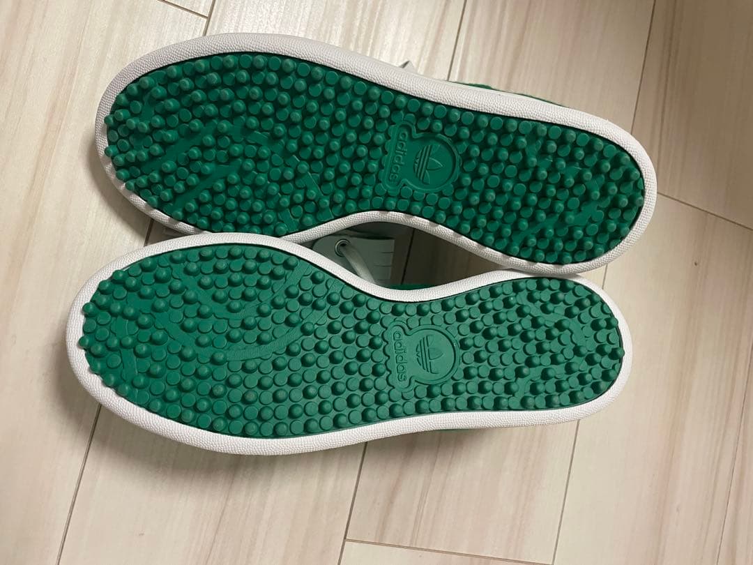 スタンスミスゴルフスニーカー　マスターズ記念モデル　　23.5