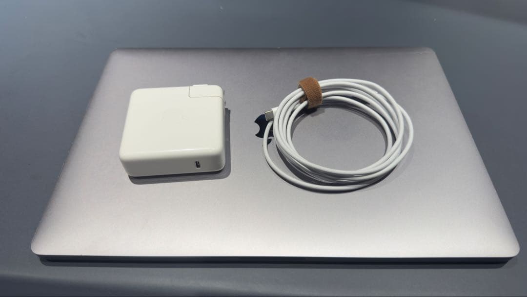 T*g様 A1706 15 inch 16GB/250GB MacBook Pr