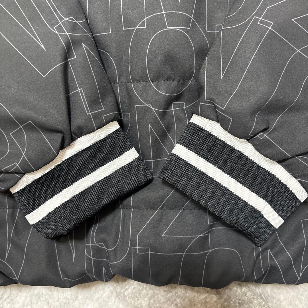 ミズノ　プルオーバー　ダウンジャケットMレディースゴルフウェア　ブレスサーモ