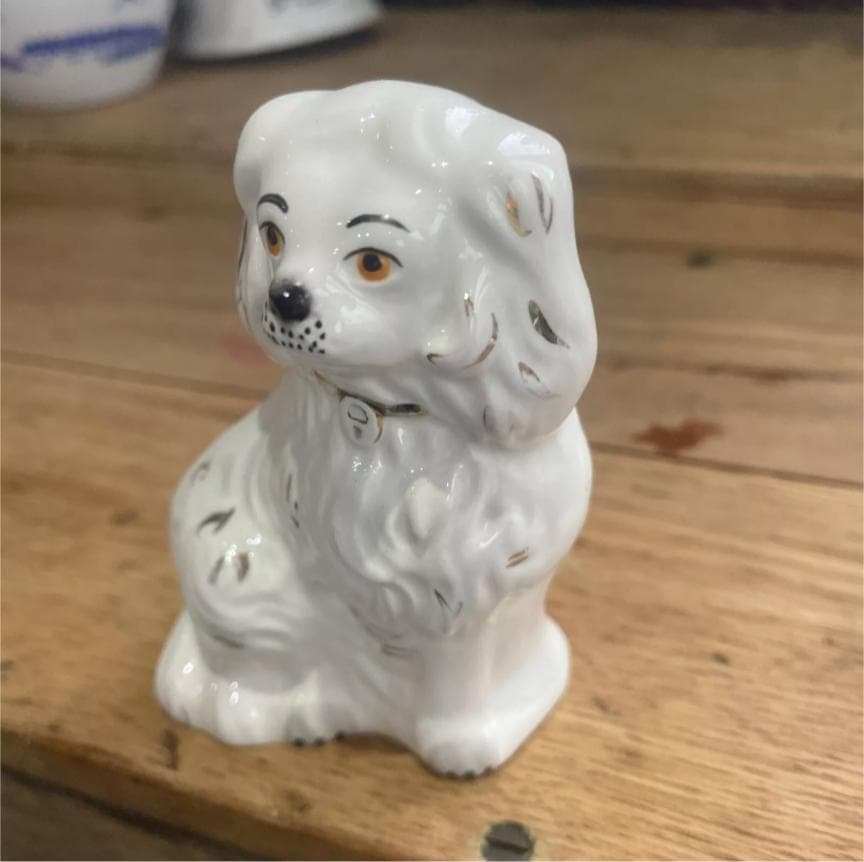 ★Chorocota★英国Beswickスタッフォードシャードッグ