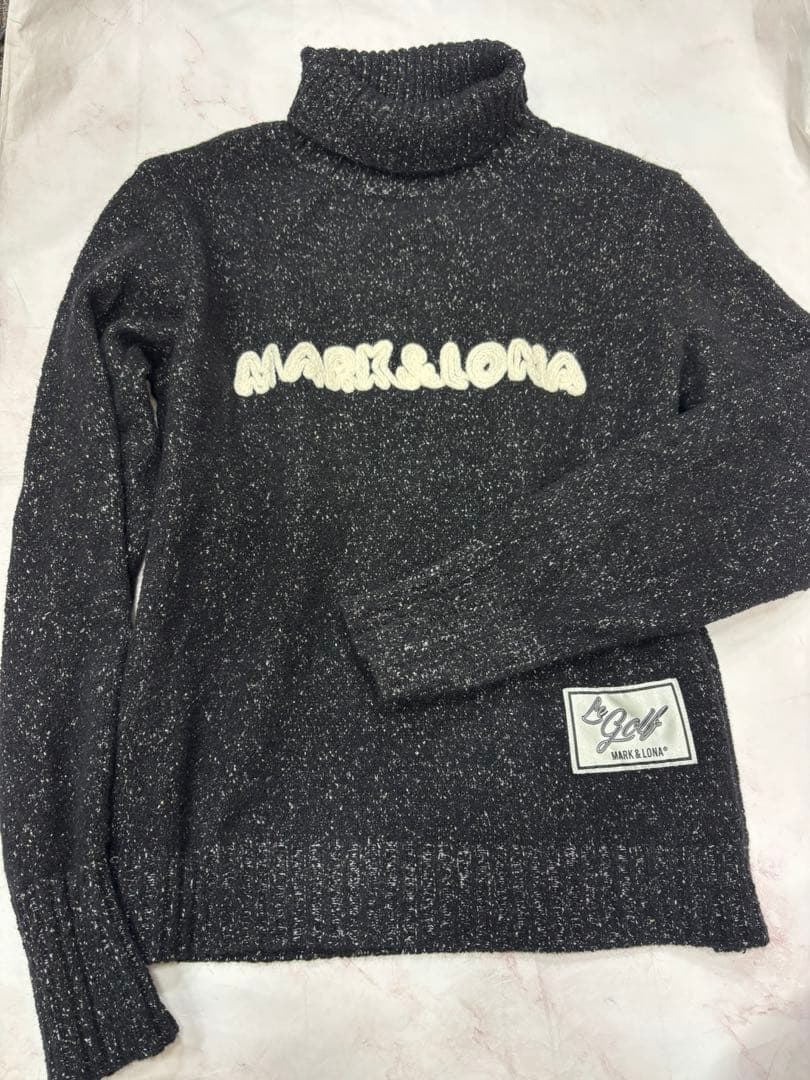 マーク&ロナ　ブラック　ニット　48 ハイネック　　美品