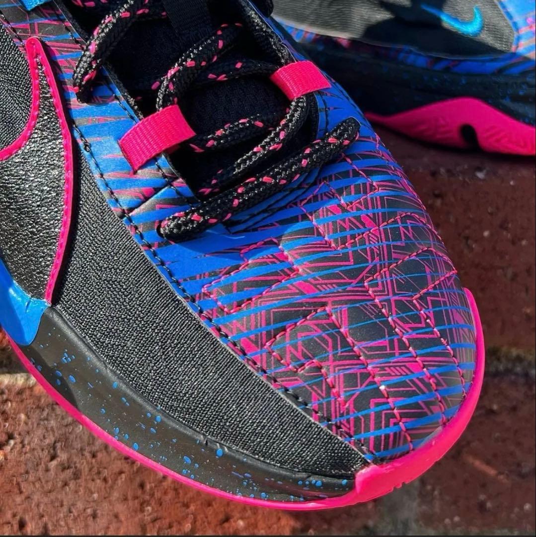 バスケットシューズ バッシュ フリーク Nike ZoomFreak5 美品