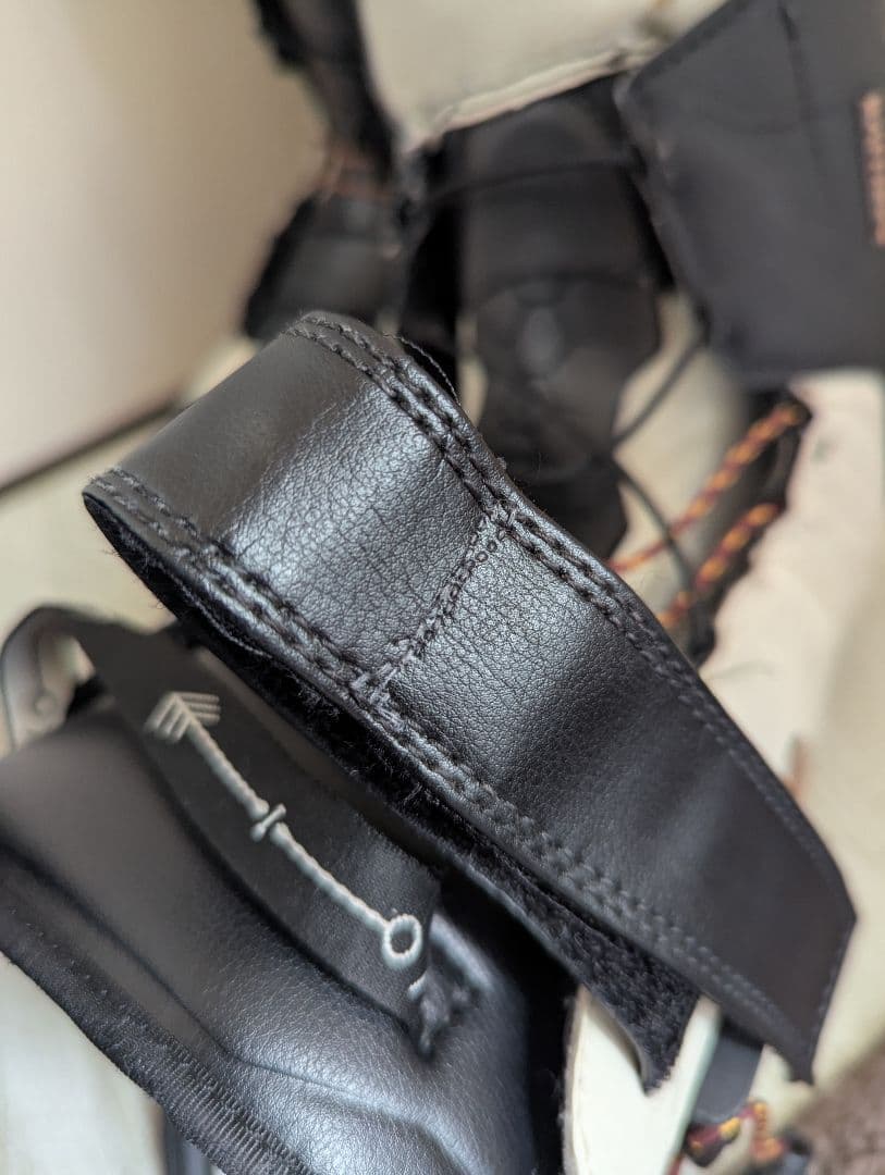 Deeluxe Empire Lara 21‐22モデル 22、5cm