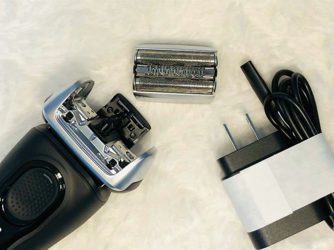 【展示、未使用品】Braun S8 8410s ブラウンシリーズ8