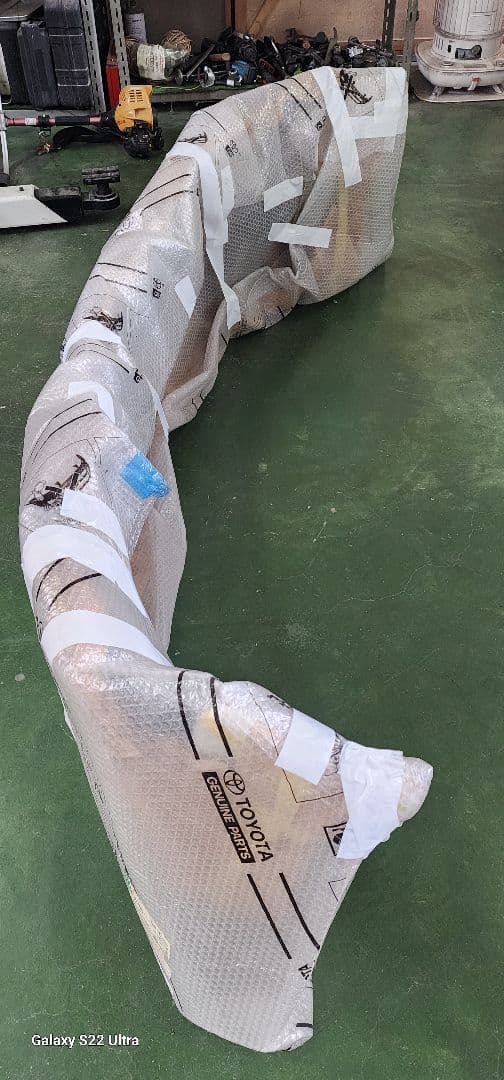 ヴェルファイア30後期純正フロントバンパー カラー070 パールホワト