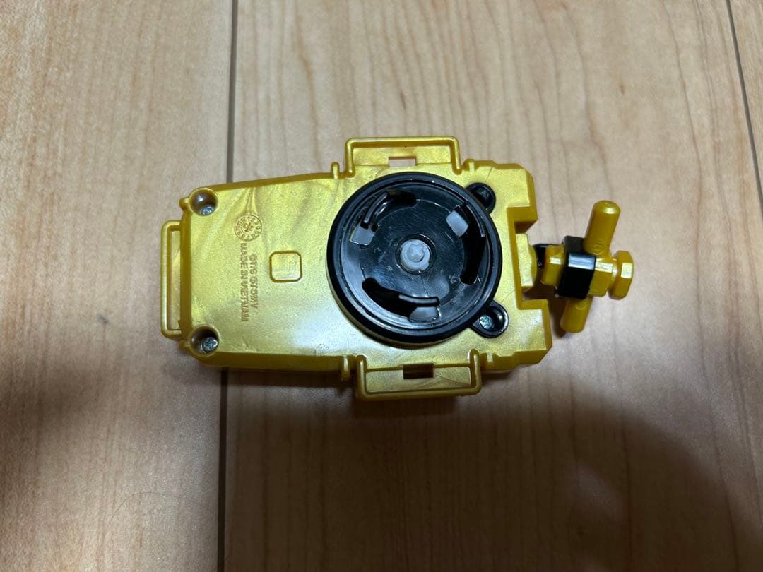 ベイブレードX G2大会優勝景品 ストリングランチャー ゴールド