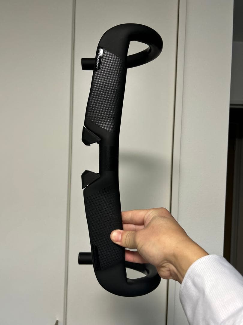 新品　エアロフライ2風　ドロップハンドル　カーボン　ケーブル内装　軽量　ロード