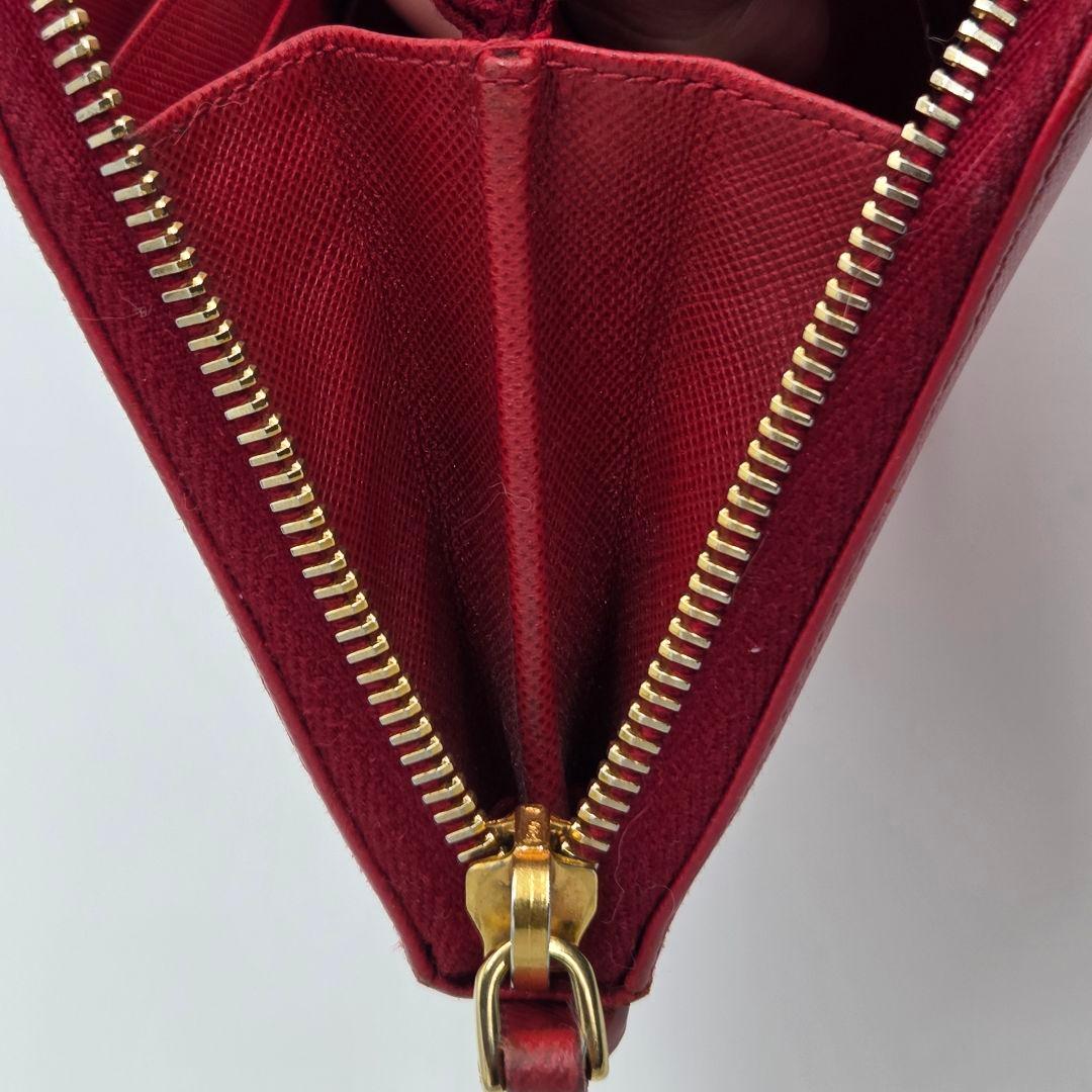 【美品】PRADA プラダ　長財布　ブラック　チェリー　ジッピー　ラウンド