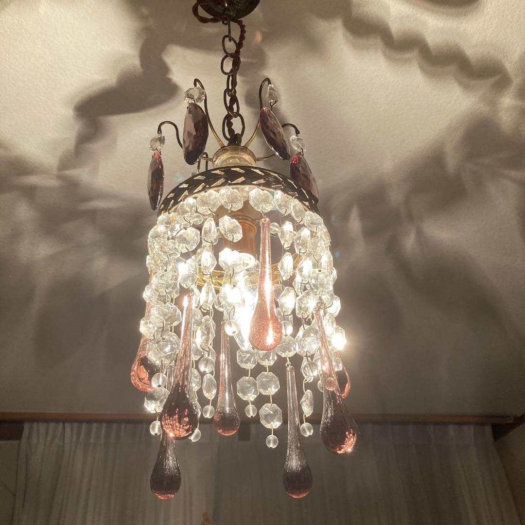 *訳あり クリスタルティアドロップ 1灯シャンデリア 薄紫 フランスアンティーク