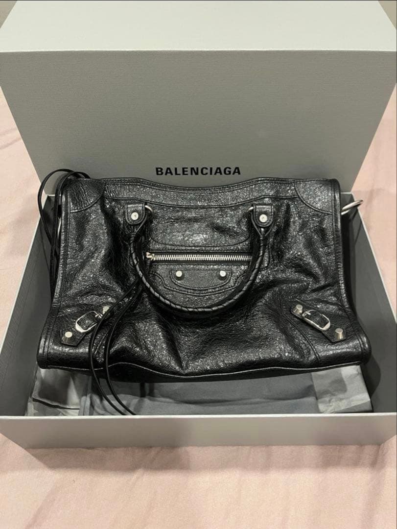 BALENCIAGA LE CITY スモール