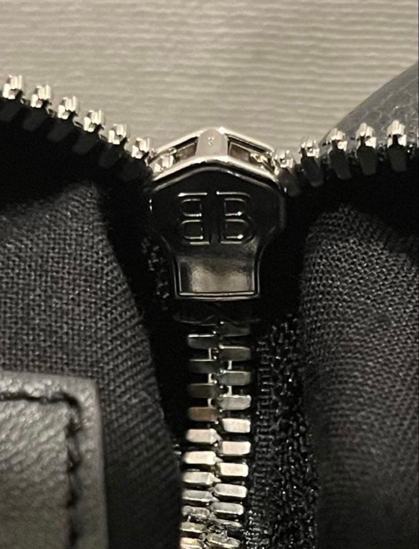 BALENCIAGA LE CITY スモール