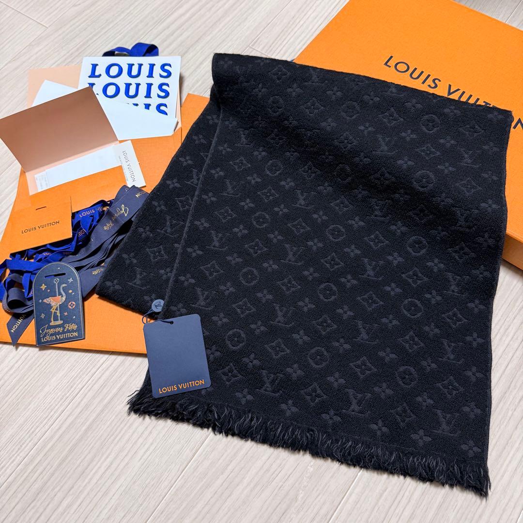 新品箱紙袋付❗️LVロゴマフラー✨ヴィトンマフラー❗️ヴィトン　マフラー　メンズ