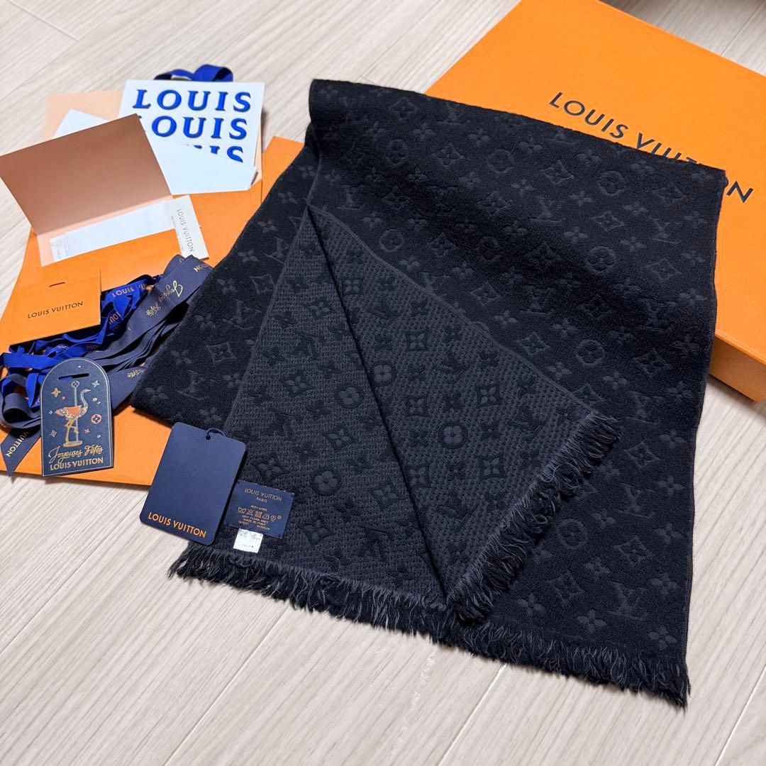 新品箱紙袋付❗️LVロゴマフラー✨ヴィトンマフラー❗️ヴィトン　マフラー　メンズ